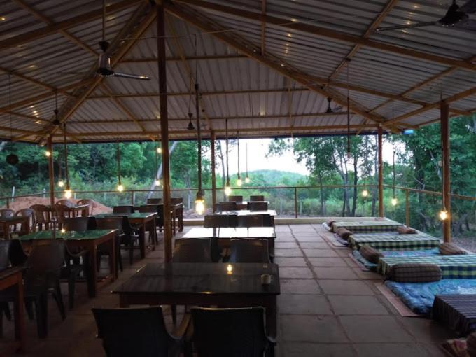 White Elephant Restaurant & Cottages Gokarna Gokarna  Bagian luar foto
