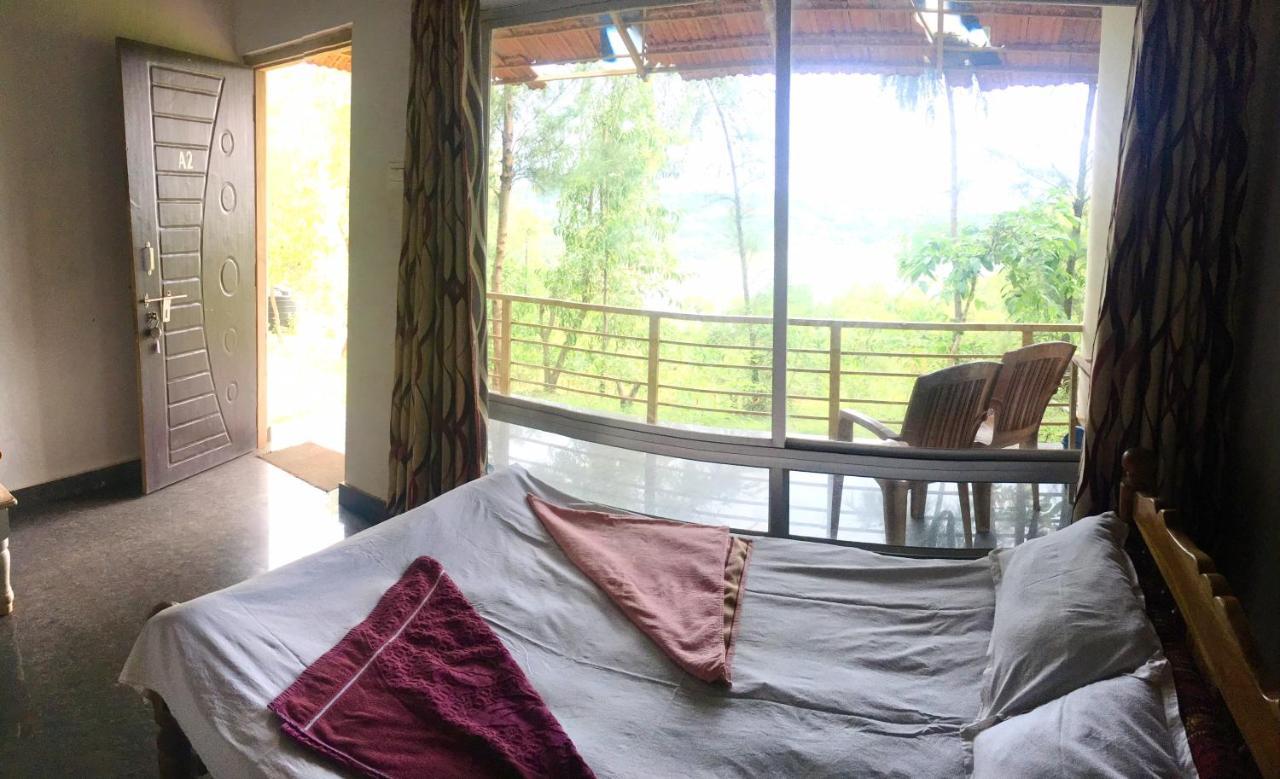 White Elephant Restaurant & Cottages Gokarna Gokarna  Bagian luar foto