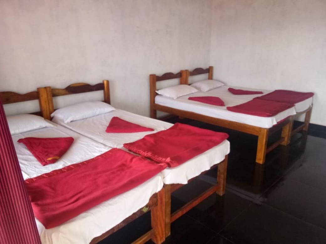 White Elephant Restaurant & Cottages Gokarna Gokarna  Bagian luar foto